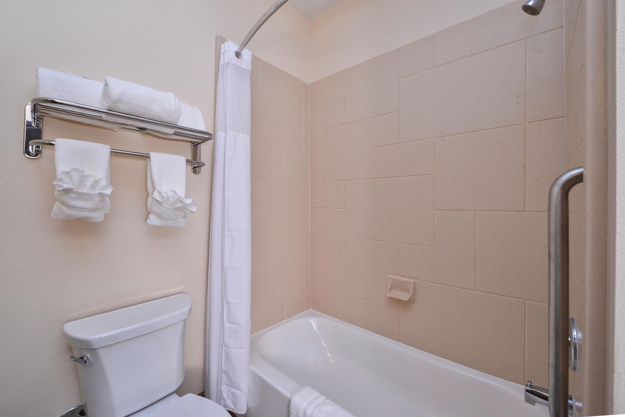 Americas Best Value Inn & Suites Cuero Kültér fotó