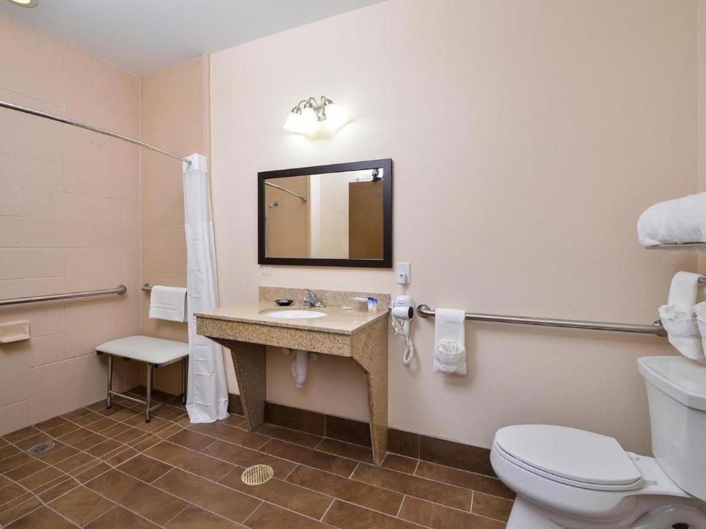 Americas Best Value Inn & Suites Cuero Kültér fotó