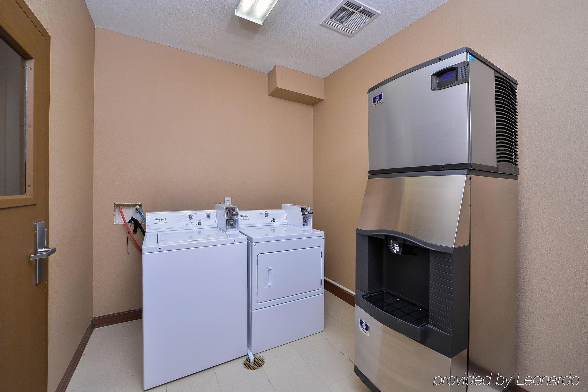 Americas Best Value Inn & Suites Cuero Kültér fotó